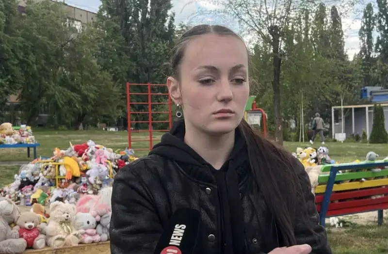Сльози, молитва і дитячі портрети: у Кривому Розі вшанували жертв трагедії 4 квітня